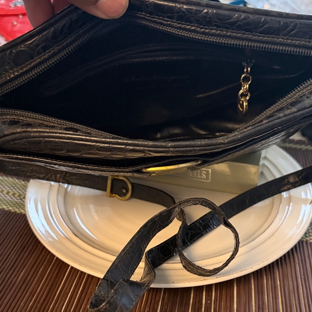 Salvatore Ferragamo Textured Black Crossbody Bag - Picture 3 of 4